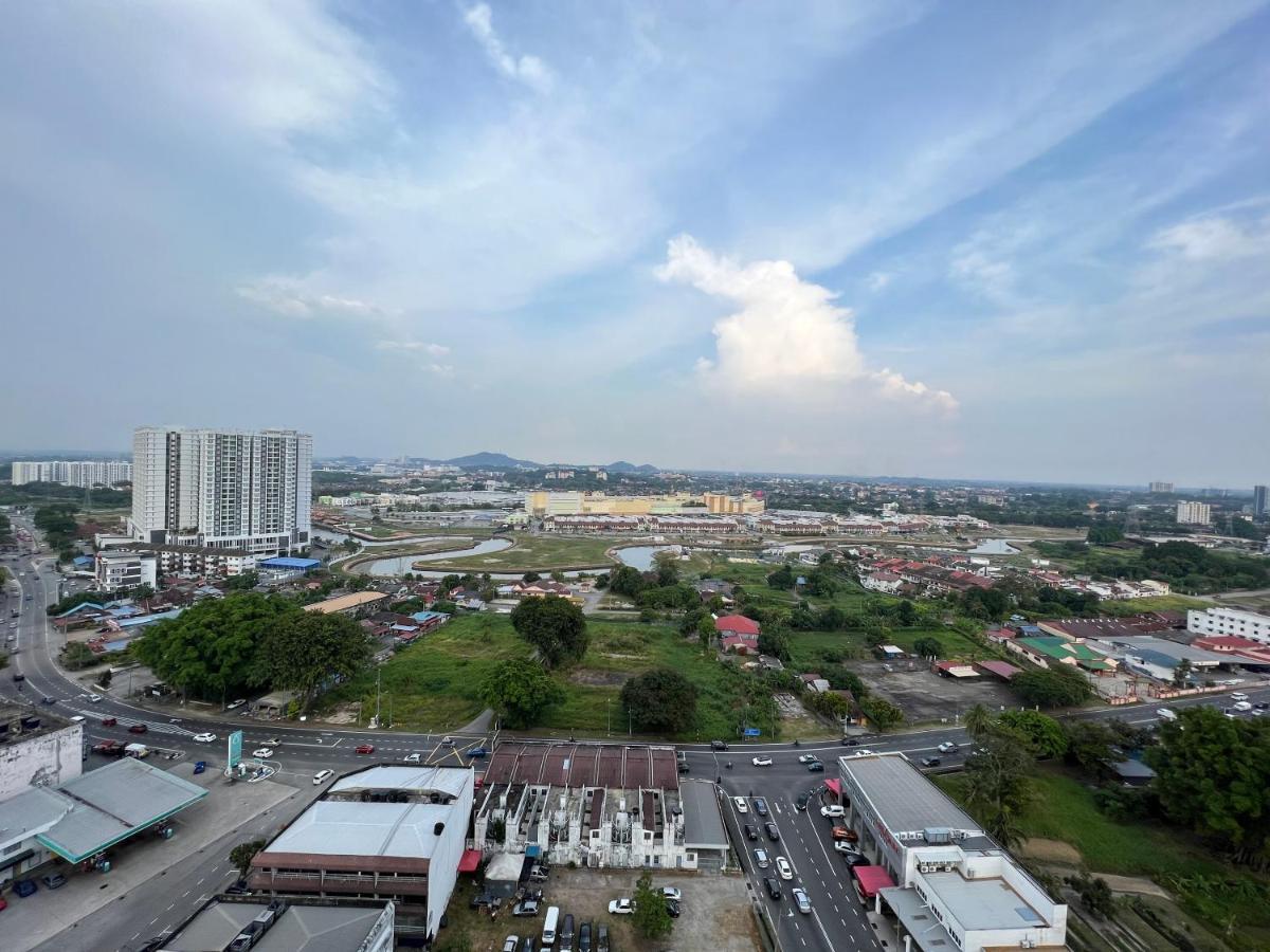 Апартаменты New!! Loving Night Novo 2Br 4-9Pax I Jonker I Netflix I Family Малакка Экстерьер фото